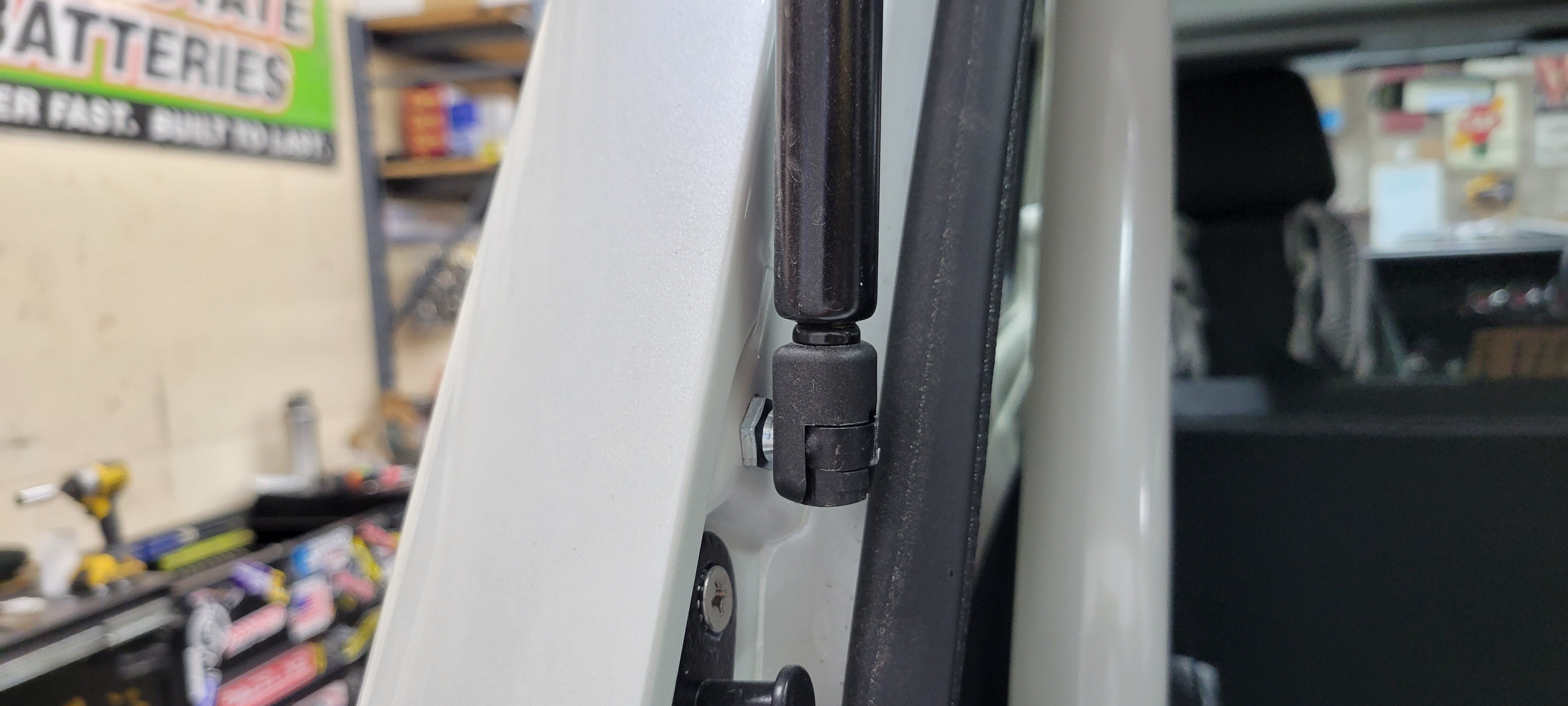 AirLift Liftgate Kit - Scout II