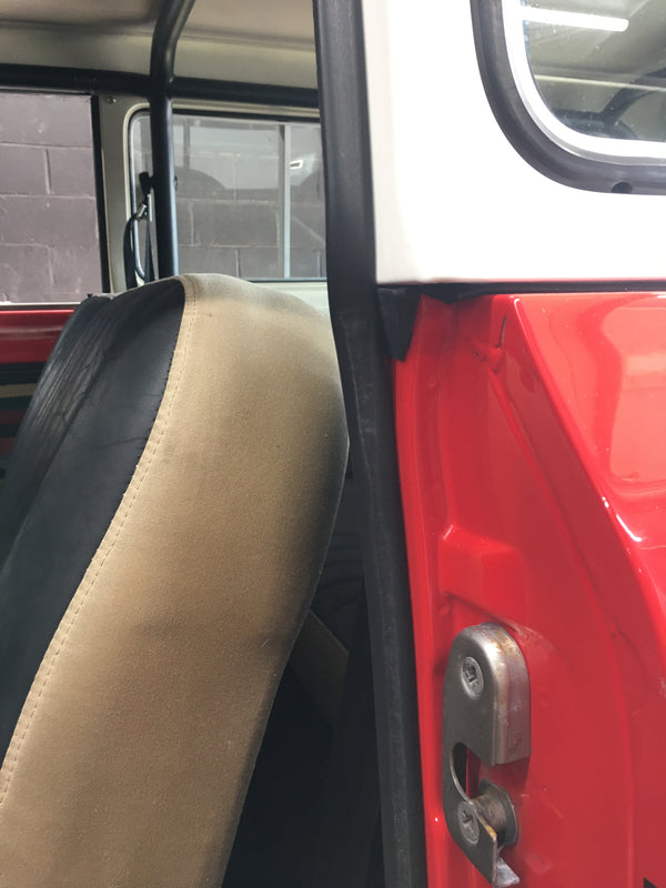 Bedrail Seal Wedge Placement
