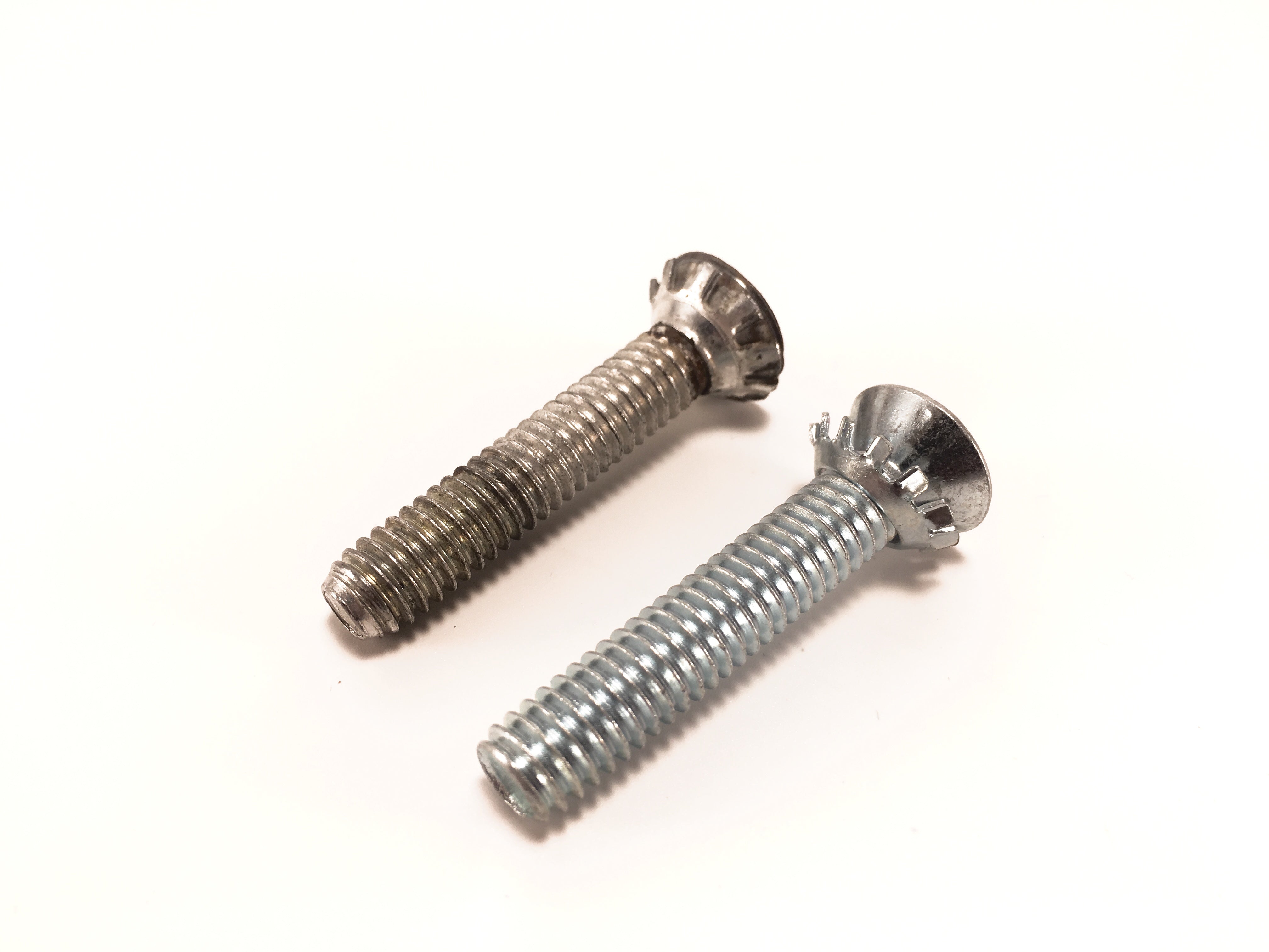 Scout II Seat Assembly Mounting Screws