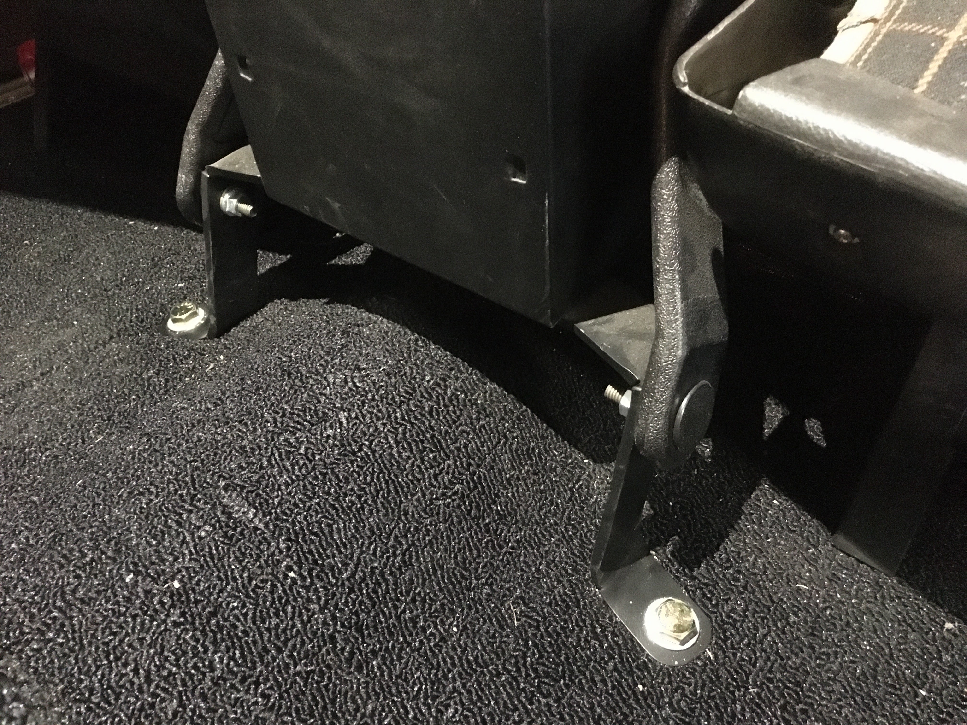 Scout II Tuffy Center Console and Seat Belt Mounting Bracket