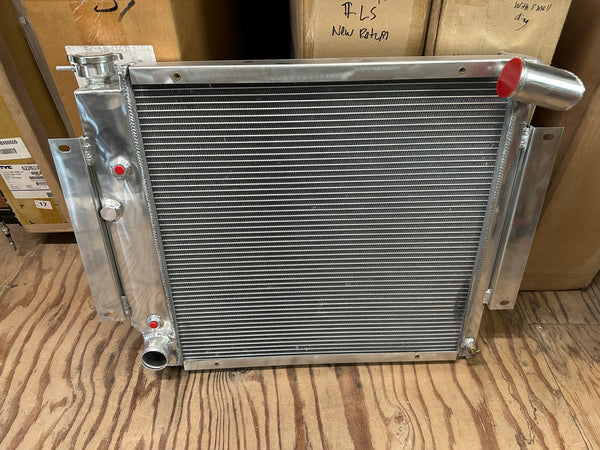 BLEMISHED - Champion Aluminum Radiator - Scout II