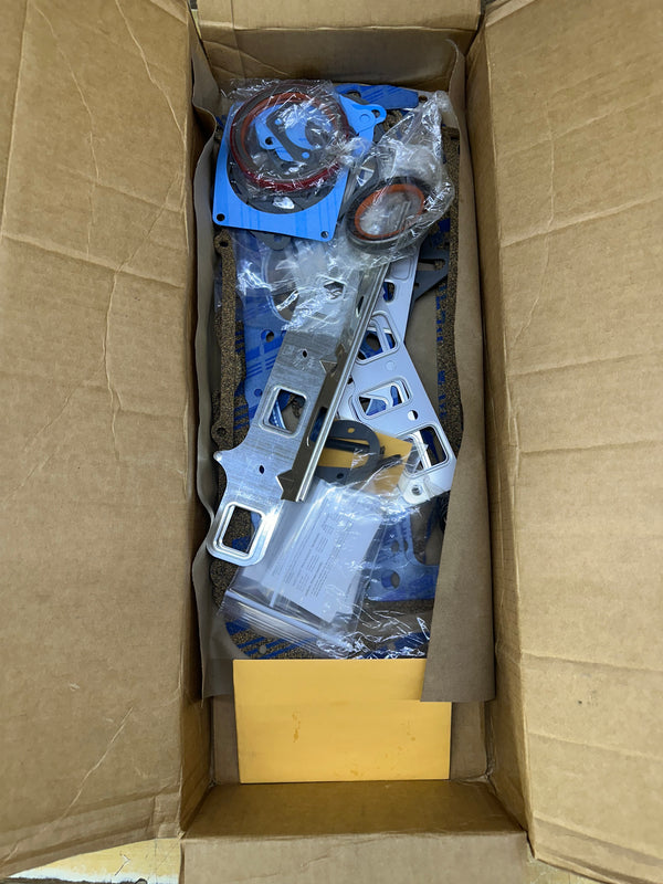 RETURNED - V8 Engine Gasket Set