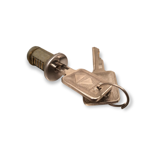 Scout II Liftgate Lock Cylinder and Key